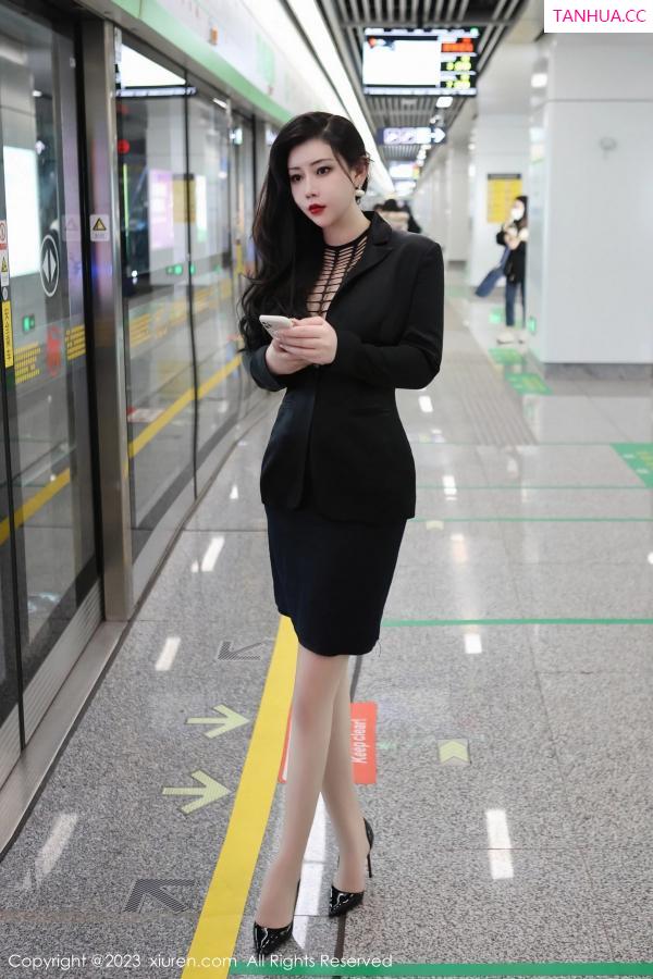 [XiuRen]高清写真图 2023.03.16 No.6421 王婉悠Queen 丝袜OL